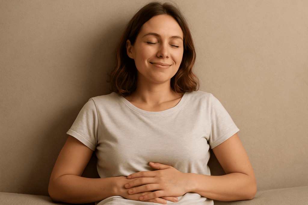 une femme soulagé de la sécheresse intime grace au complement